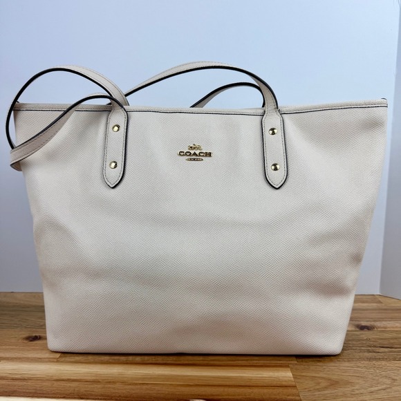 Coach Handbags - Coach City Tote Chalk White Crossgrain Leather Zip Top Shoulder Bag F58846